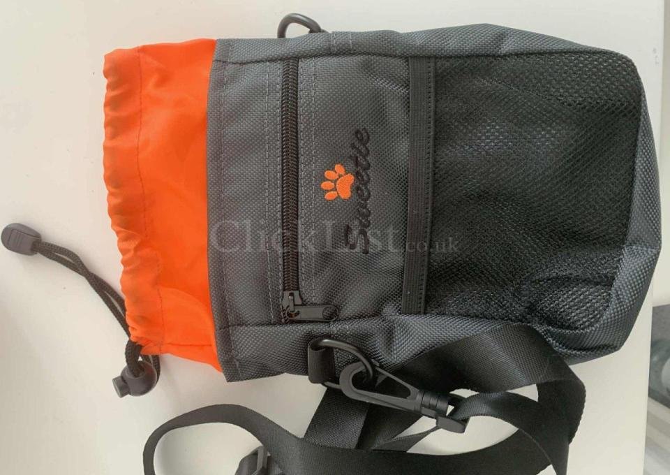 Dog Treat Training Bag - Slightly Used